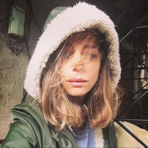 Meet your Posher, Hadas